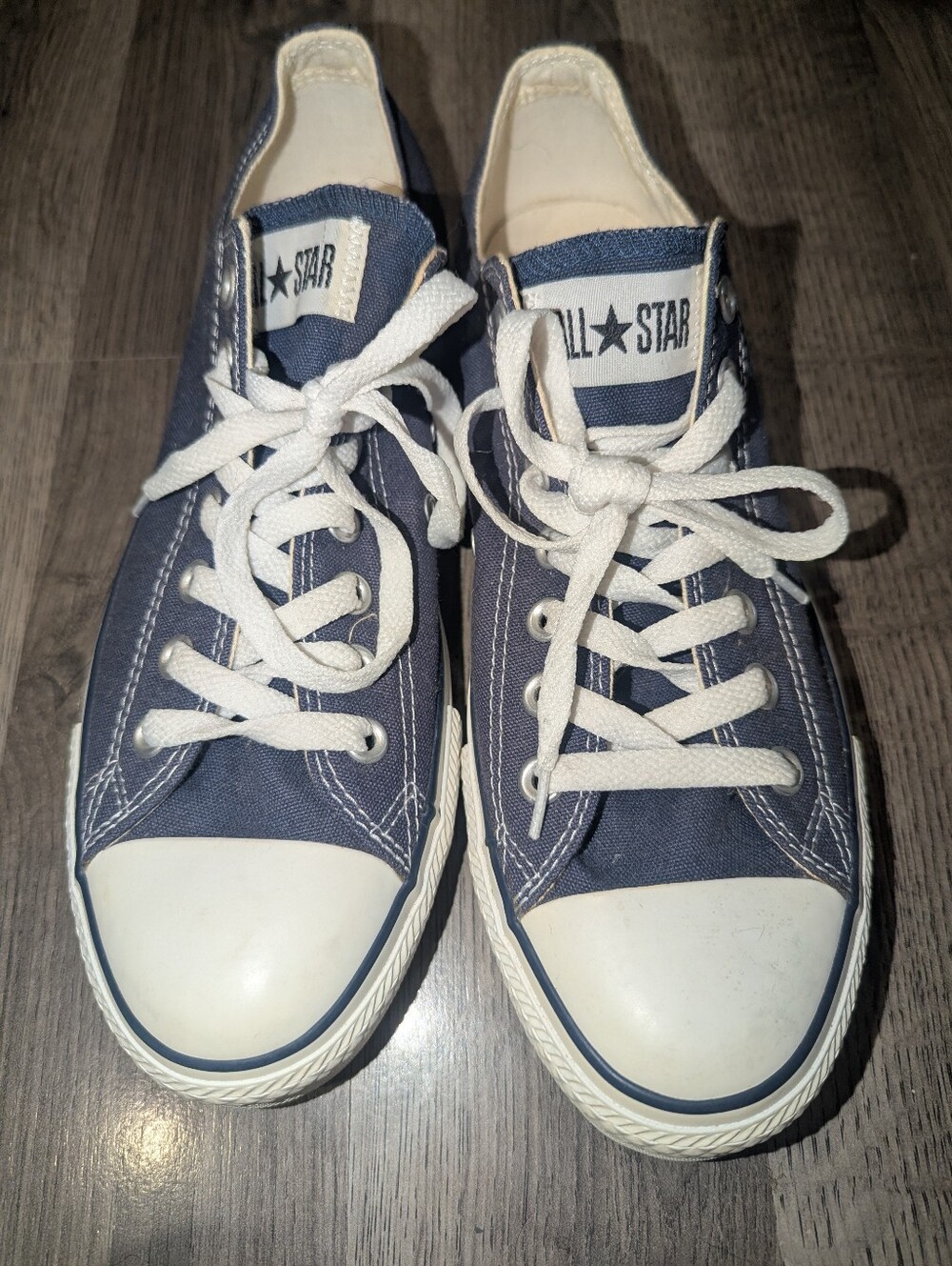 Navy Blue Low Top Converse Mens Size 9 Women's Size 11 Like New